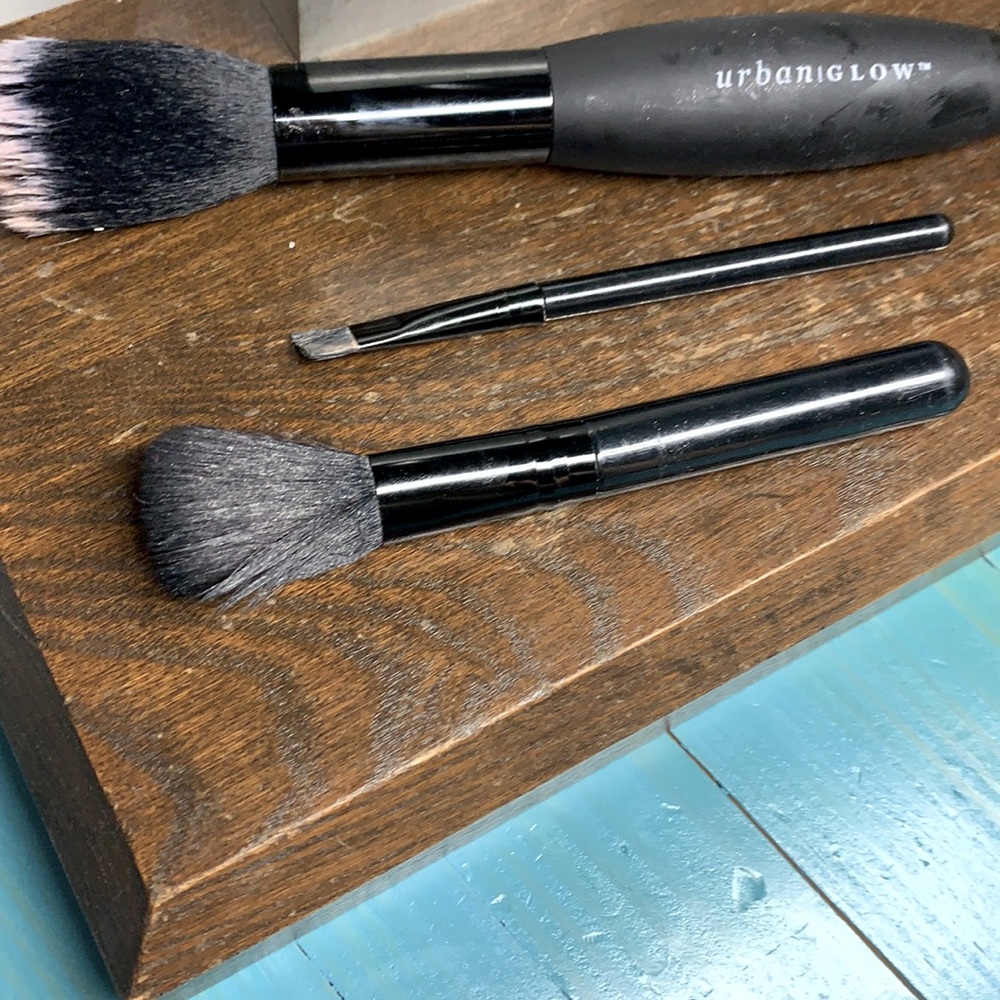 Woman’s makeup brushes/tools